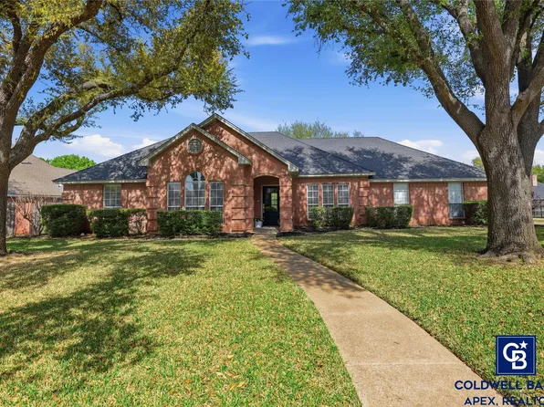 703 Brandon Dr, Cleburne, TX 76033