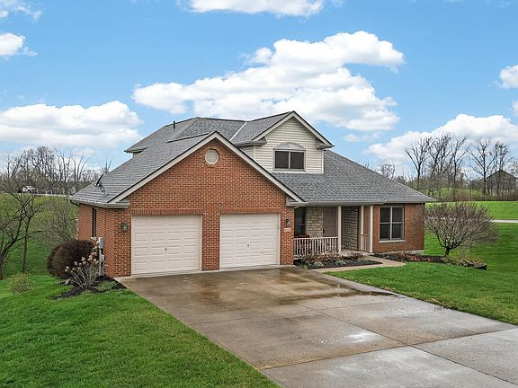 3rd image of 8604 Roth Farm Ln