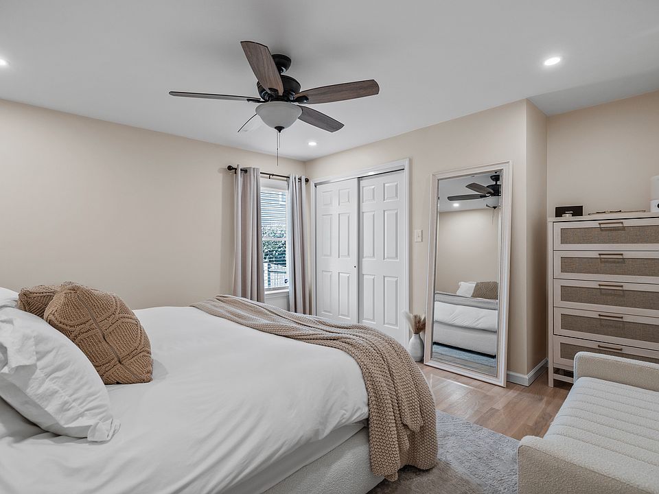 124 Washington St Woburn MA Zillow