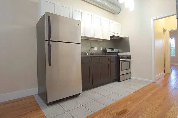 Rented by Rental Solutions Inc | media 31