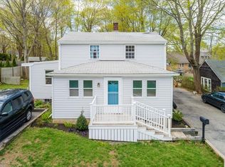 8 Lantern Ln, Scituate, MA 02066