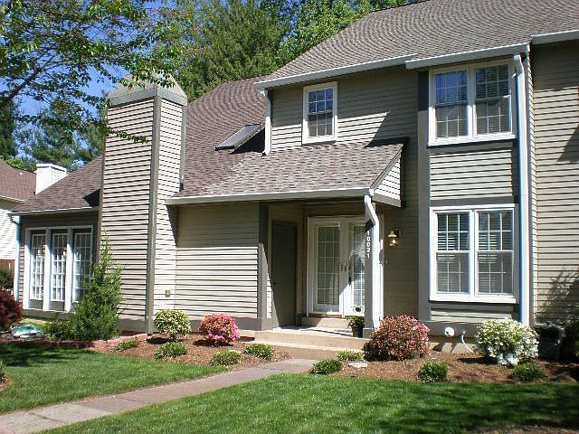 Interior TH, 3 levels