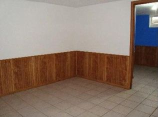 1517 Hyland Dr, Storm Lake, IA 50588