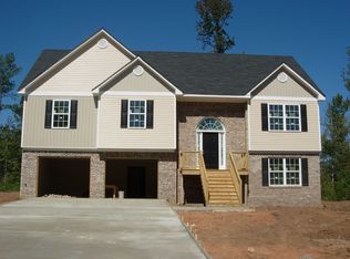 275 Collins Run Dr, Dallas, GA 30157