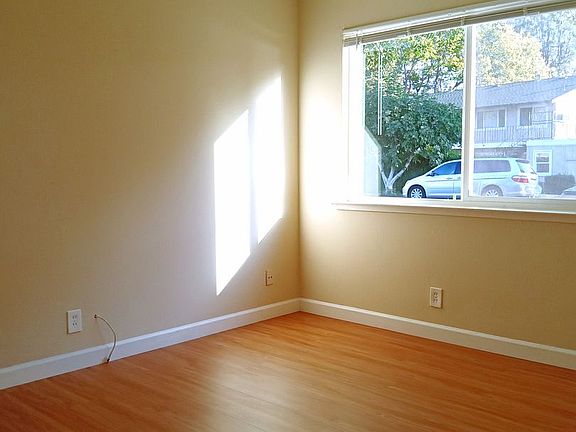 5th image of 5731 Via Monte Dr APT B
