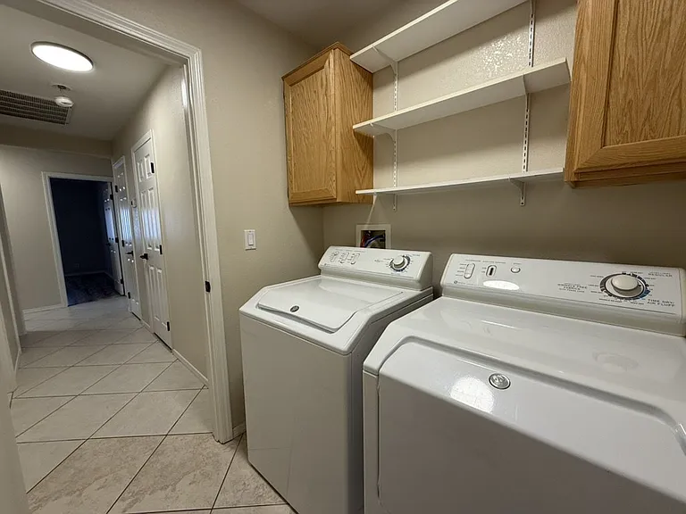 4408 S Caitlan Ave — Photo 27