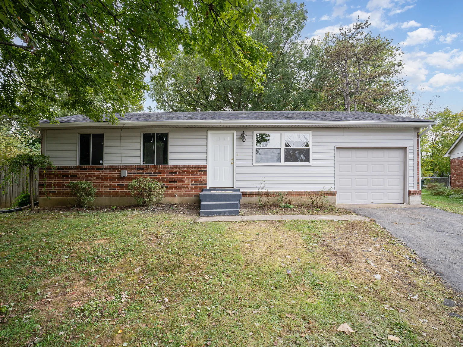 2804 Floore Ct — Photo 3