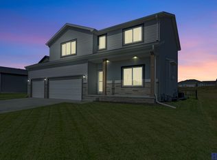 808 W Santa Clara St, Lincoln, NE 68523