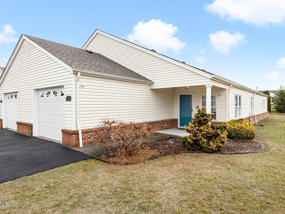 1st image of 1413 Lodge Pine Walk #1413