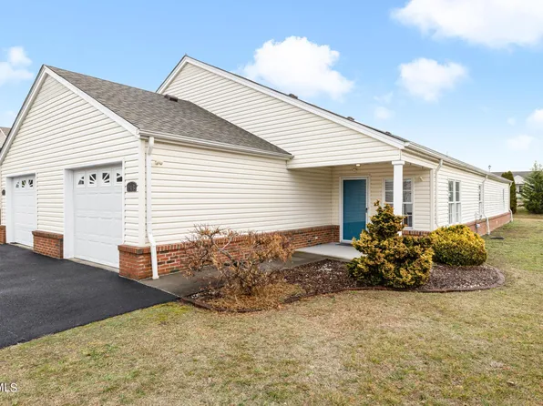 1413 Lodge Pine Walk #1413, Kingsport, TN 37660