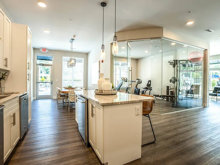 The Elle on Lockwood — Photo 12