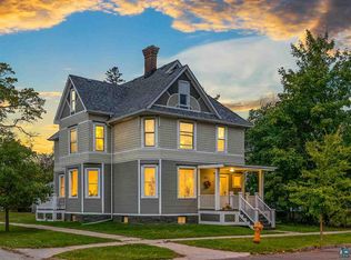 1927 Hughitt Ave, Superior, WI 54880