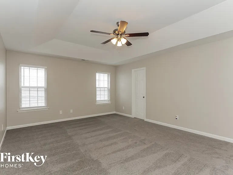 6111 Forest Pond Dr — Photo 8