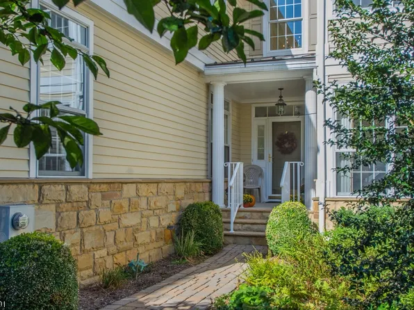 202 Lindabury Ln, Pottersville, NJ 07979