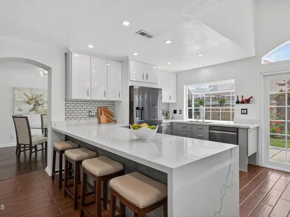 676 Pacific Cove Dr, Port Hueneme, CA 93041