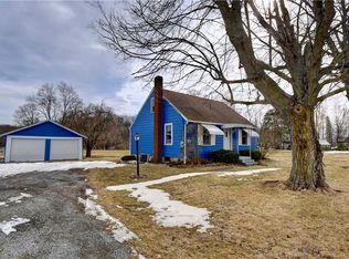10861 Dolphin St SW, Beach City, OH 44608