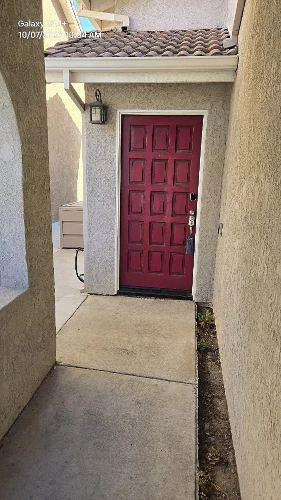3 bed, 2.5 bath, 1309 sqft, $3,050 — Photo 2