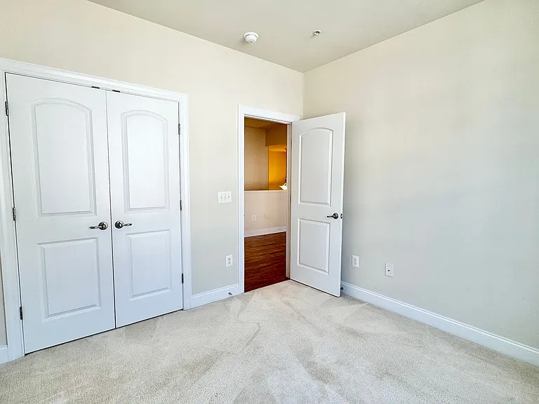 2304 Margraf Cir — Photo 20