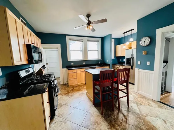 214 Erie St, Cambridge, MA 02139