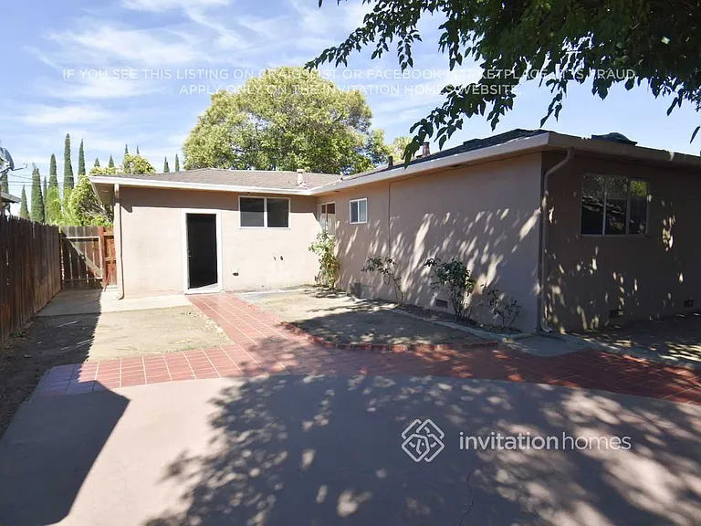 284 Yosemite Dr — Photo 11