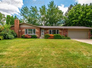 16380 Erin, Fraser, MI