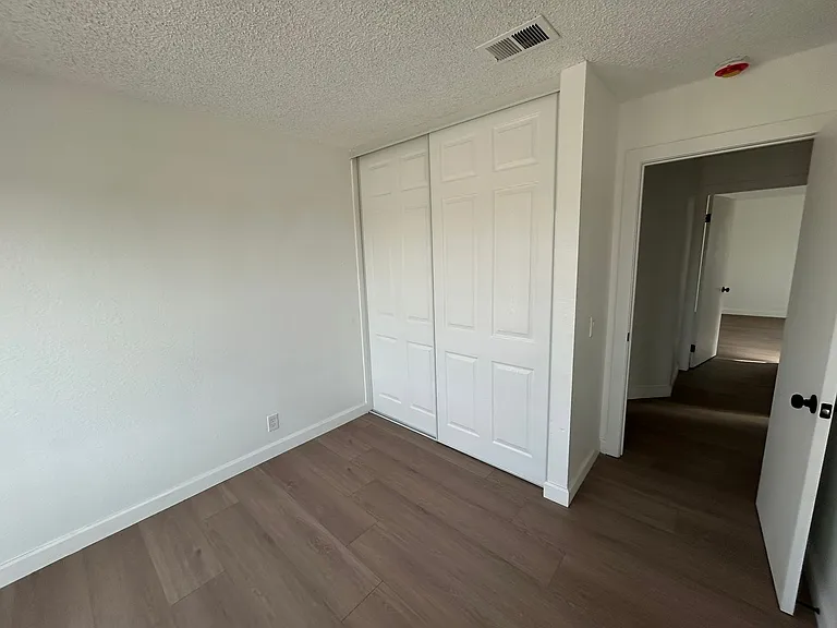 12040 Woodbridge Dr — Photo 14