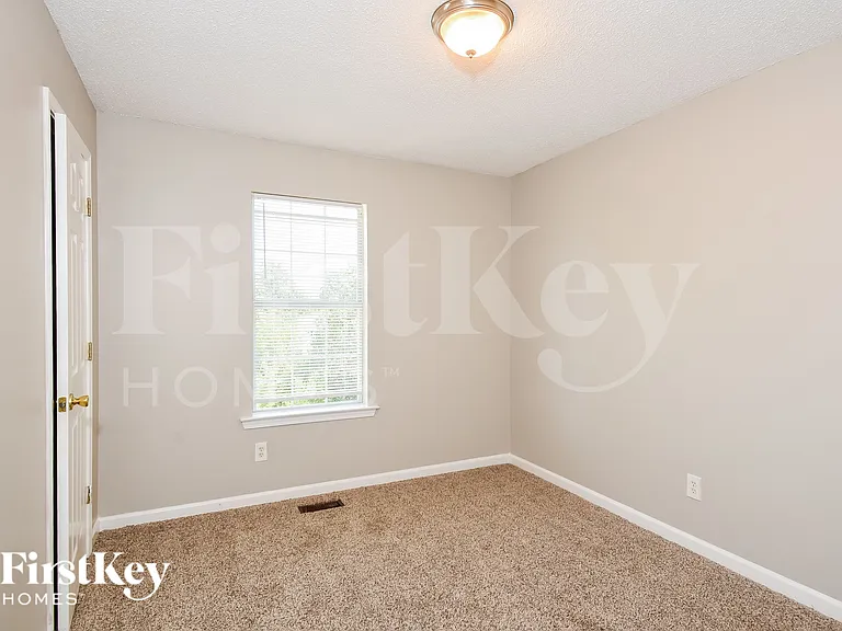212 Station Way — Photo 10