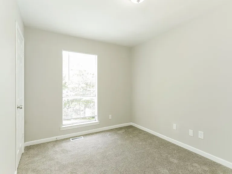 232 Glenvalley Ln NW — Photo 12