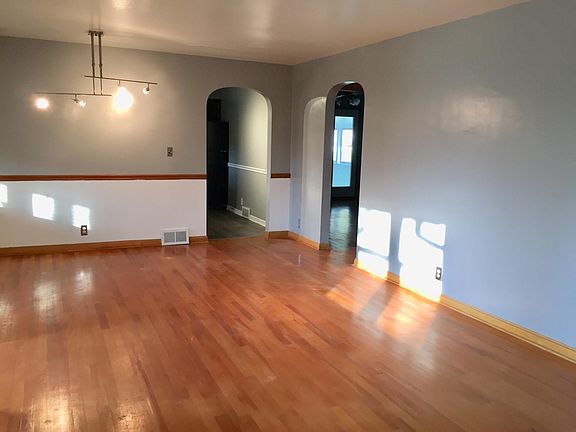 2nd image of 2451 Rosewae Dr