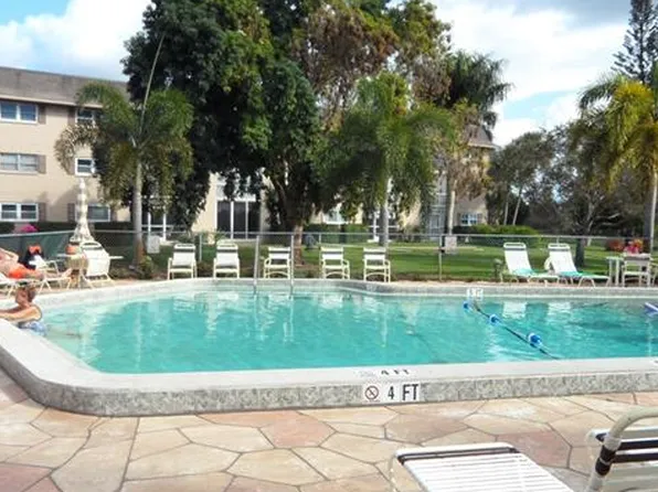 5467 Rattlesnake Hamm Rd #308C, Naples, FL 34114