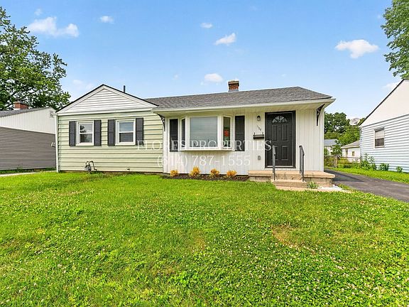 3rd image of 1136 Pauline Ave