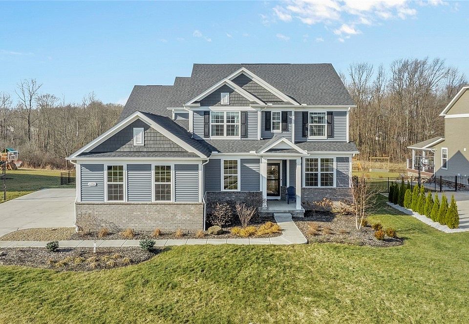 1st image of 680 Scarlett Ln