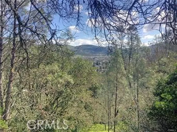12225 Mountain View Dr, Clearlake Oaks, CA 95423