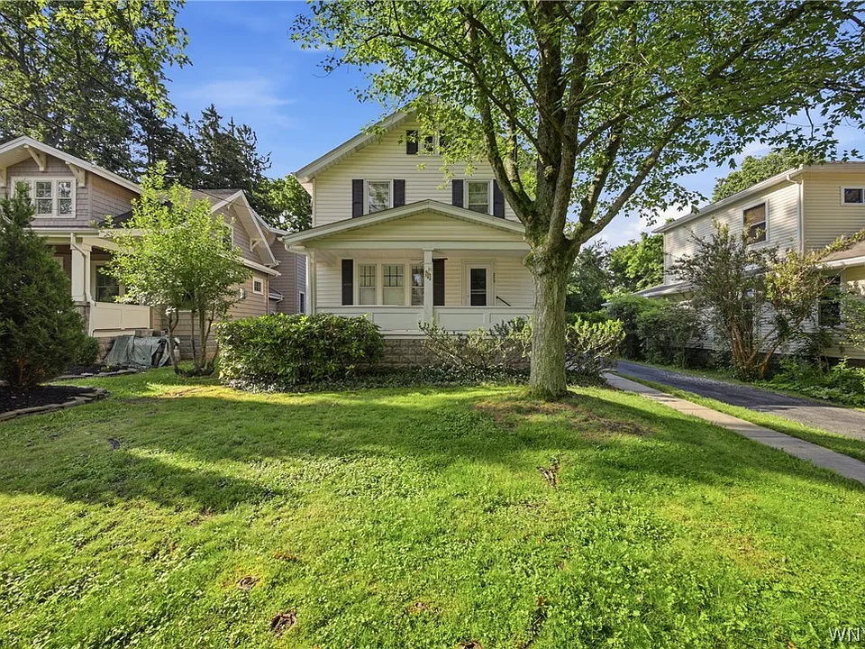 259 California Dr