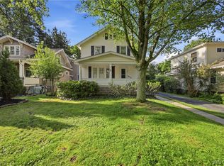 259 California Dr, Williamsville, NY 14221