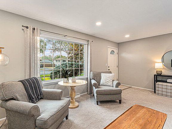 4th image of 5721 Lawndale Ave