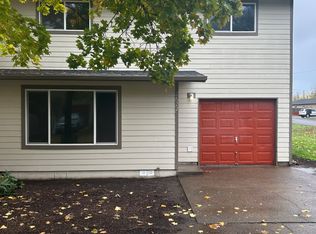 2622 S 7th St #1, Lebanon, OR 97355