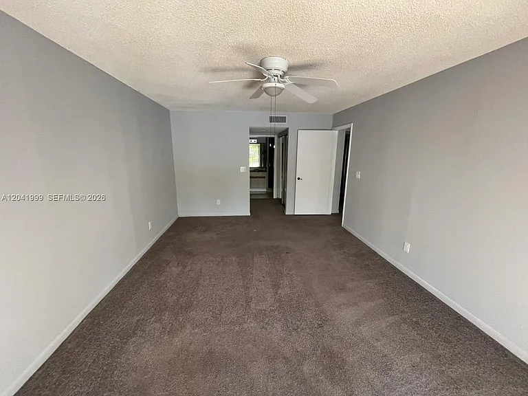 11894 SW 12th Pl #11894 — Photo 21