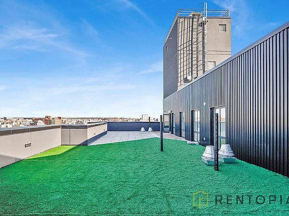 5th image of 668 Bushwick Ave #512