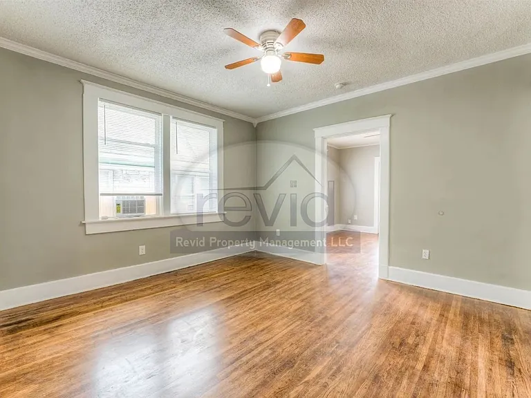806 Maury St — Photo 9
