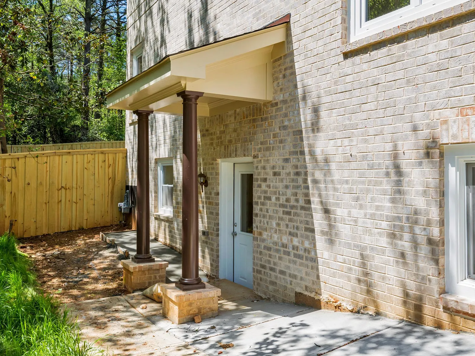 1 bed, 750 sqft, $1,599 — Photo 2