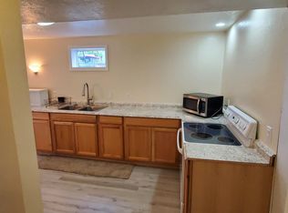 365 E Center St #B, Hyde Park, UT 84318