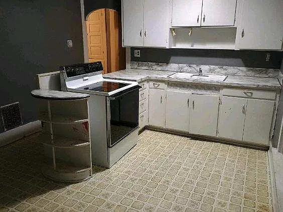 400 Harrison Ave — Photo 1