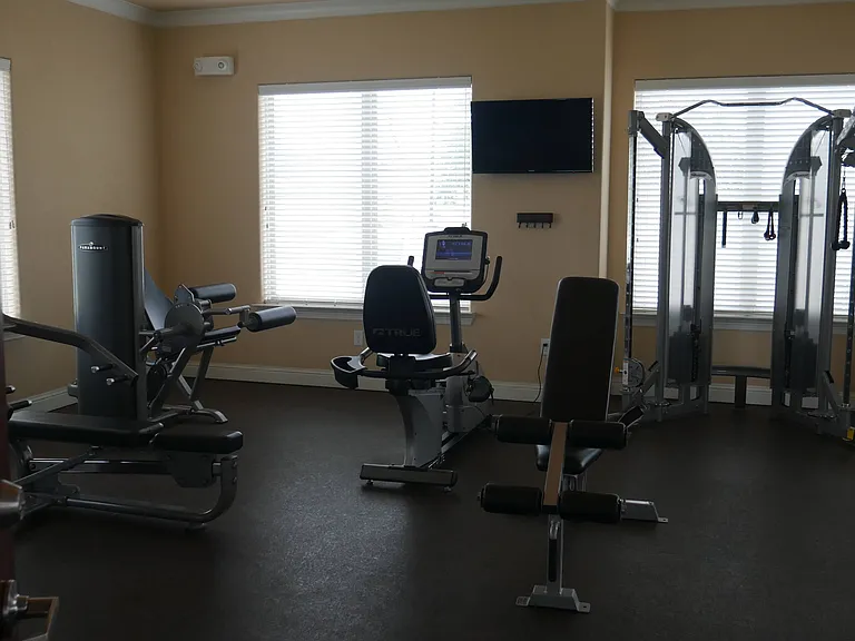 The Reserve Apartments — Photo 40