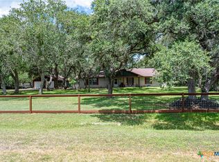188 Cavalry Rd, Victoria, TX 77905