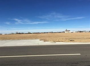 915 E Hubbard Rd, Ponca City, OK 74601