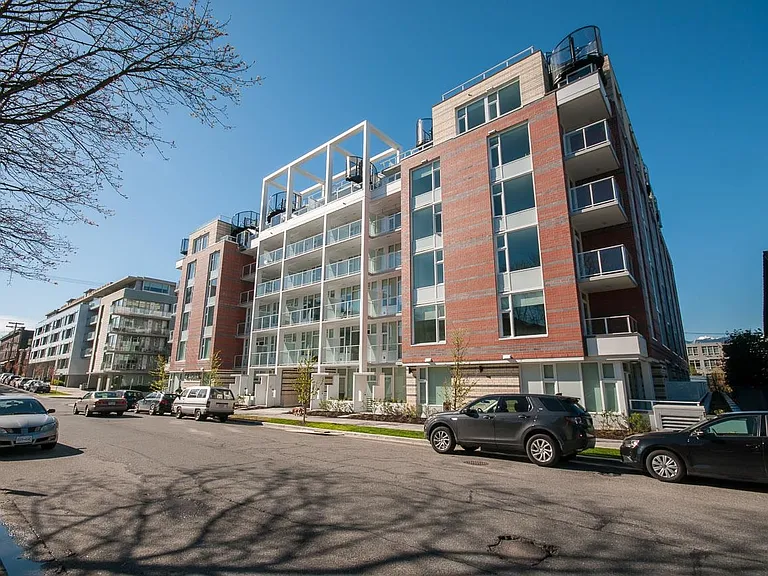 311 E 6th Ave #212 — Photo 19
