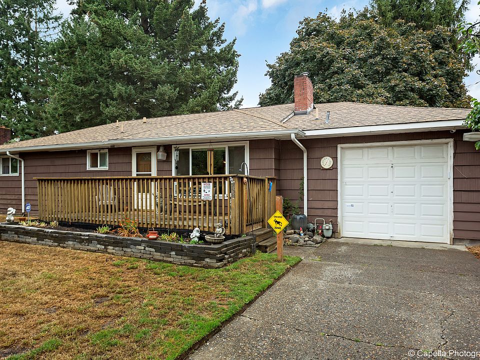 1st image of 458 NW Freeman Ave