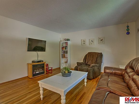 5th image of 1323 Tammy Ln