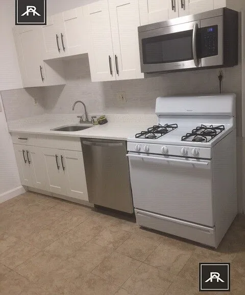 128 Glenville Ave #2 — Photo 1